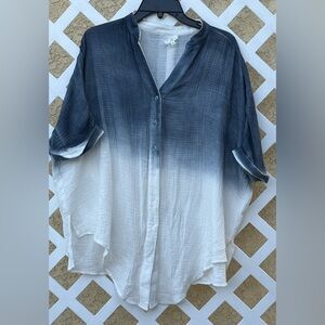 Women's Joh. color block buttons size M  blouse